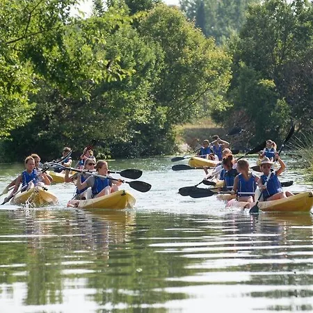 Simplymore Lägenhet Podstrana