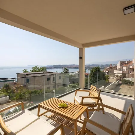 Simplymore Apartment