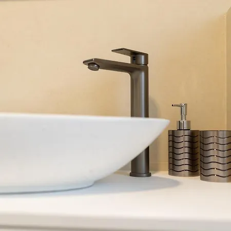 Simplymore Ποντστράνα